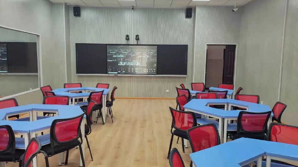 四川民族学院微格实训室