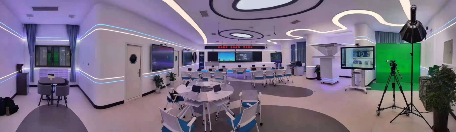 西南交通大学新文科实训中心